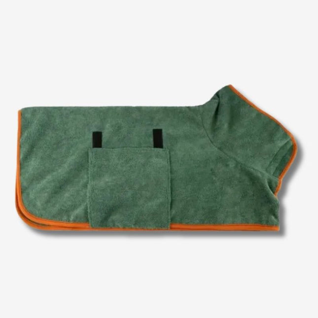Green dog drying robe for outdoor use
