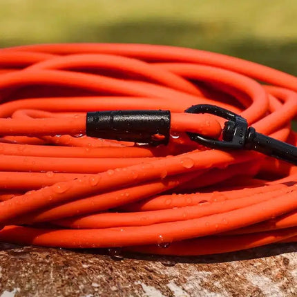 waterproof dog training lead closeup